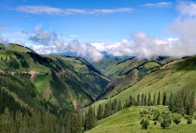 公司团建日逼 公司避免因团建过度消耗精力