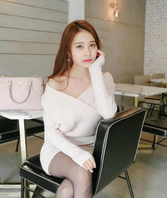 92吃瓜网中心 网中捕捉热点迅速内容门槛低