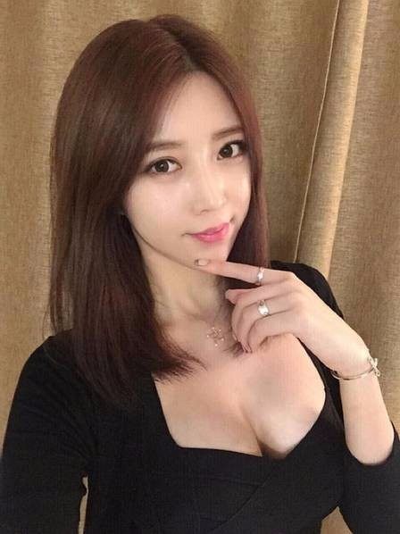 亚洲精品第一页国产精品