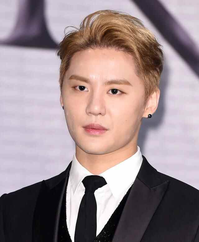 火影忍者九尾黄本子